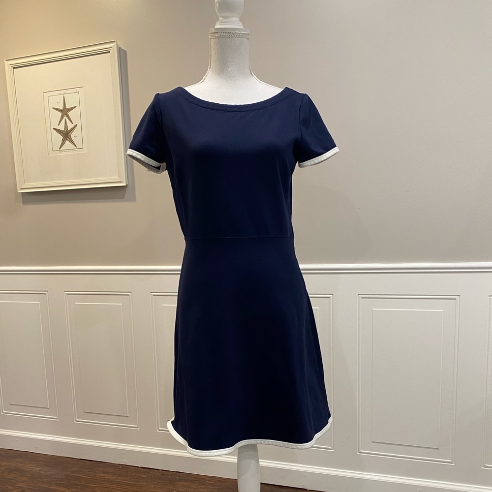 J Crew Navy Blue knit dress with White Trim A-line stretch size 4